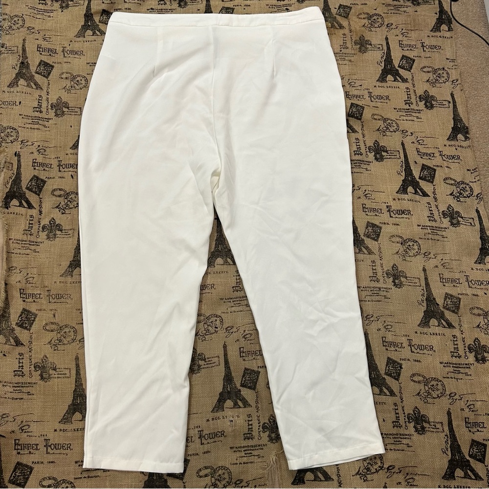 Prettylittlething NWT! Plus White Tailored Fitted Trousers Pant Size 18 - Picture 9 of 12